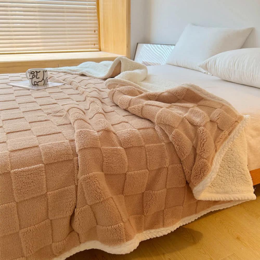 Checkerboard Plush Throw Blanket