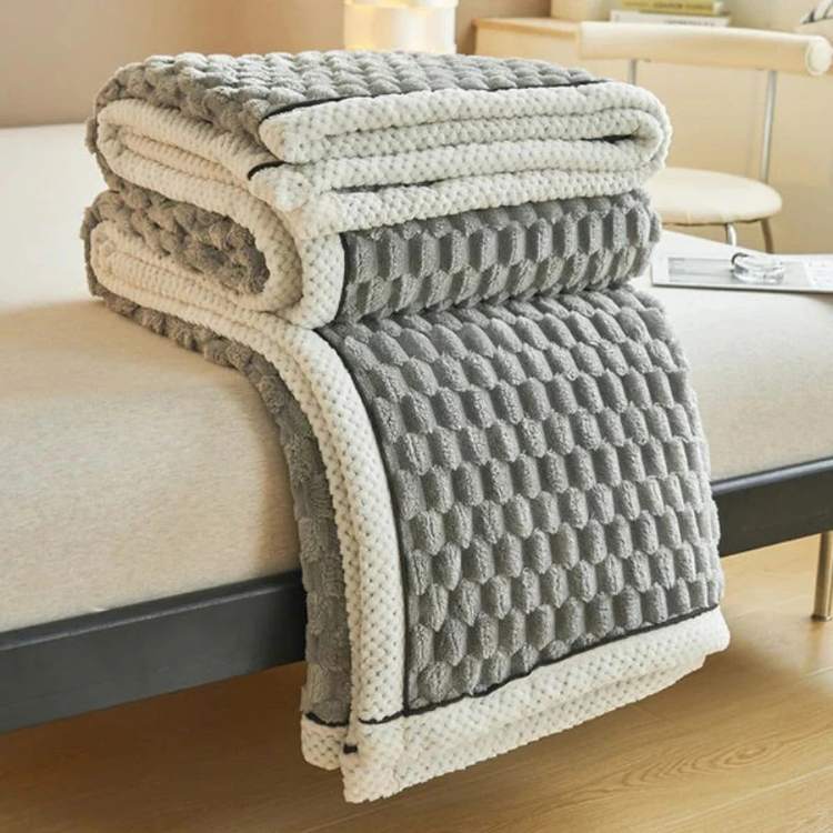 Soft Weighted Blanket for Cozy Comfort and Relaxation