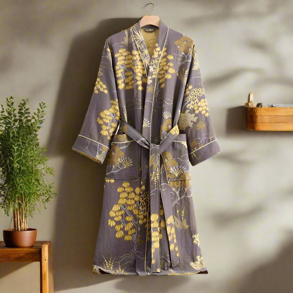 Luxurious Cotton Gauze Bathrobe with Golden Floral Patterns