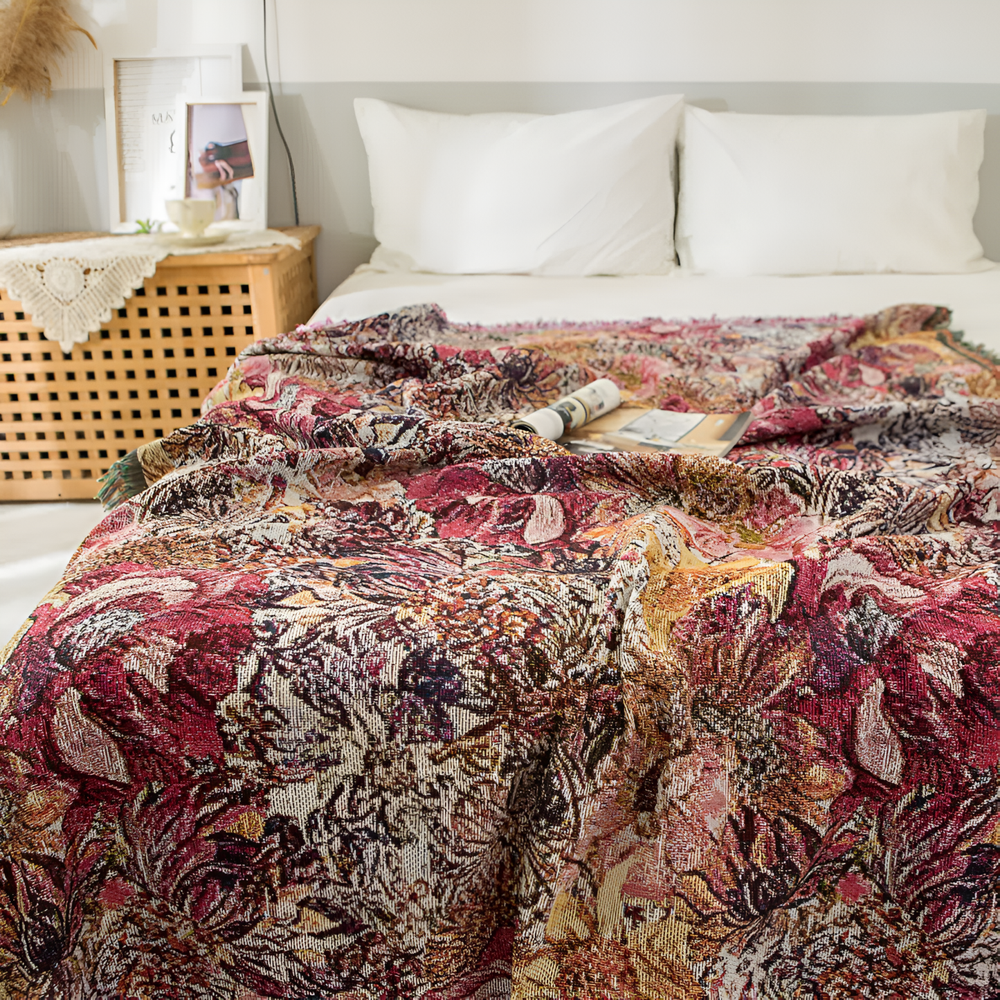 Reversible Vintage Floral Tassel Throw Blanket
