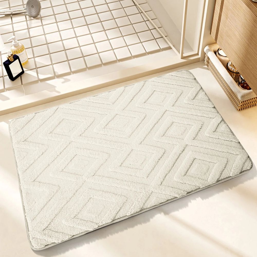 Ultra-Soft Diamond Jacquard Bath Mat