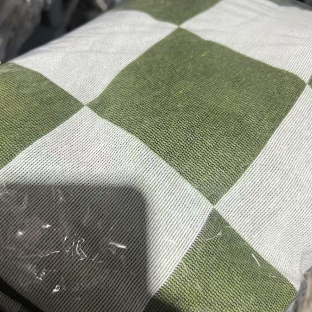All-Season Checkered Picnic Blanket with Fringe Edges