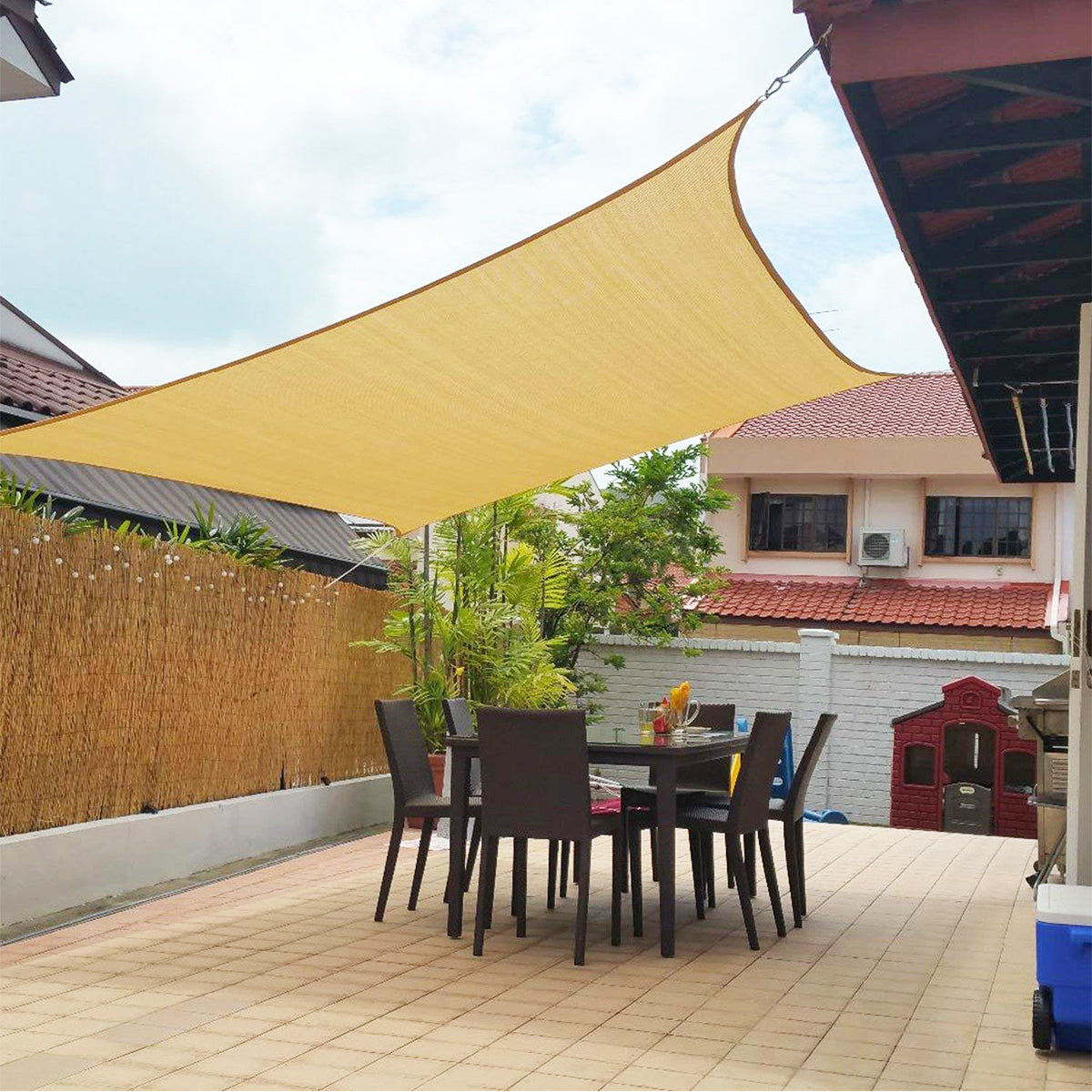 Water-Resistant UV Protection Shade Cloth for Balcony and Garden