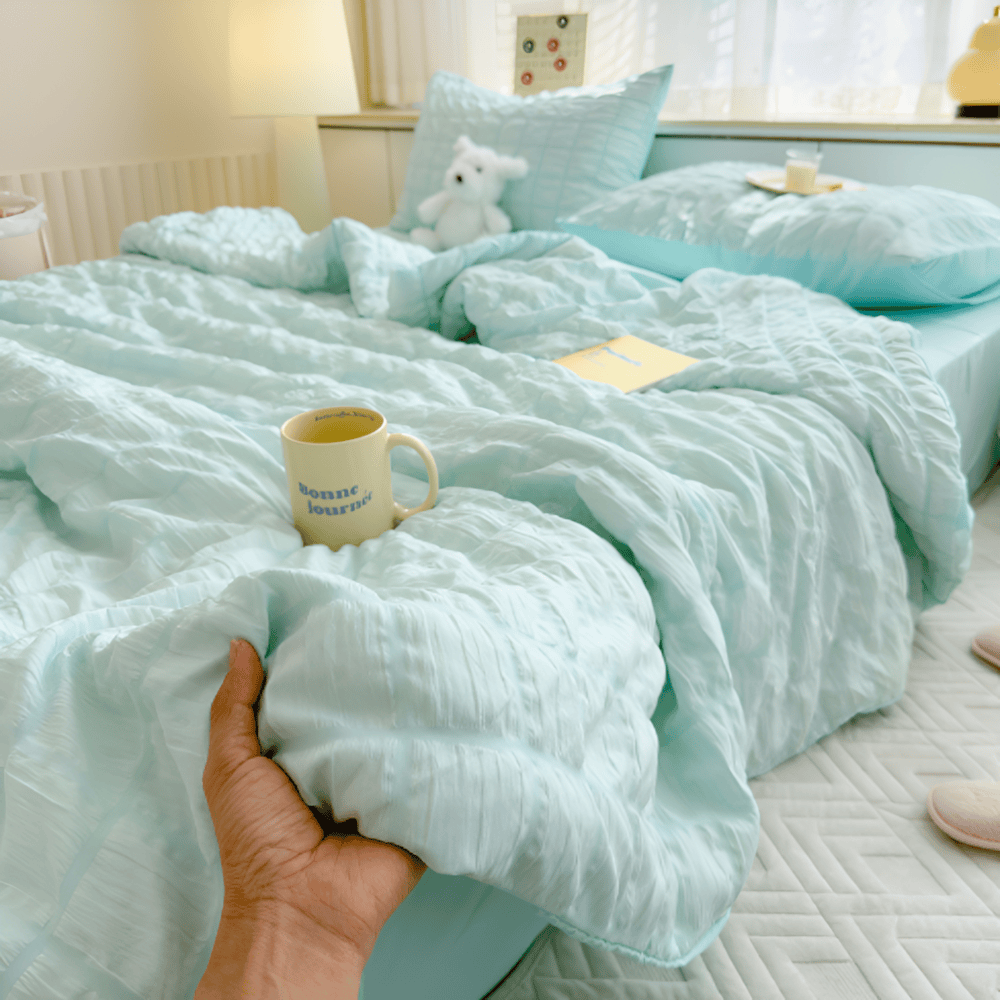 Lightweight Breathable Summer Duvet for Cool Comfort