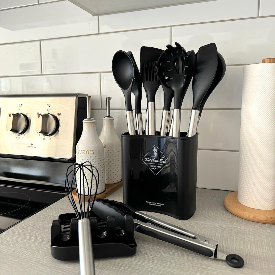 12-Piece Silicone Kitchen Utensil Set with Storage Bucket