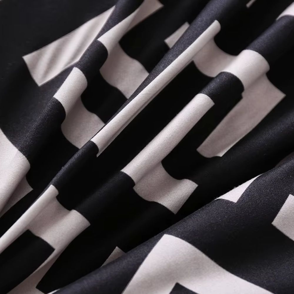 Noir Enigma Geometric Duvet Cover Set in Microfiber - 3 Pieces