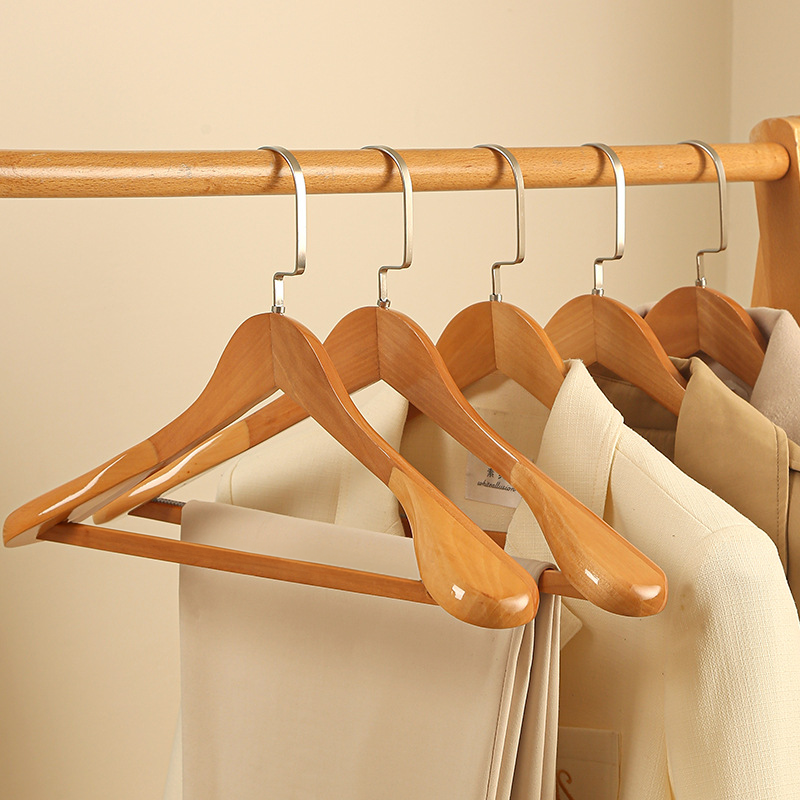Wooden Clothes Hangers with Curved Shoulders for Garment Shape Maintenance