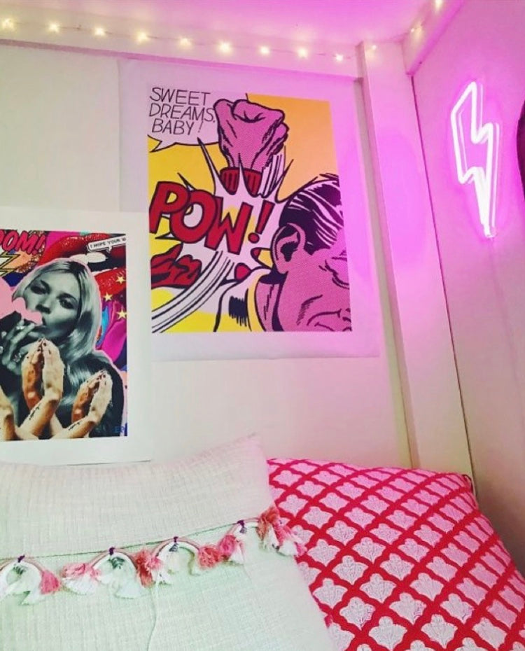 Neon Lightning Wall Light - Pink LED Decor