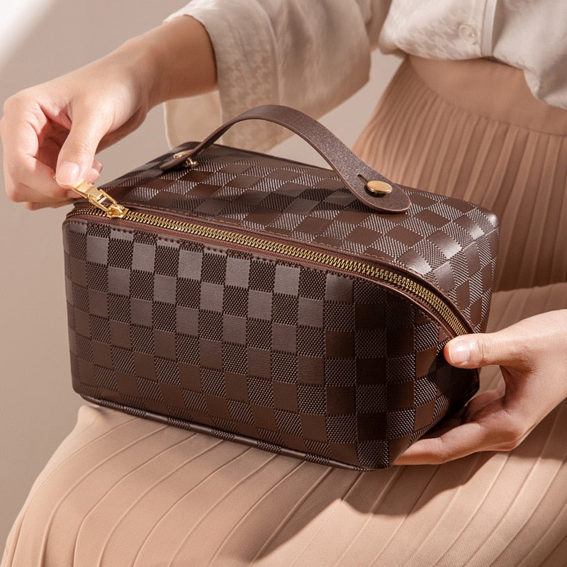 Luxury Checkered PU Leather Cosmetic Bag