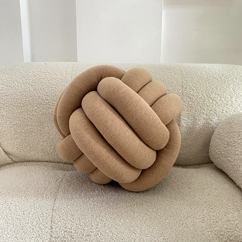Knot Pillow in 100% Cotton Fabric