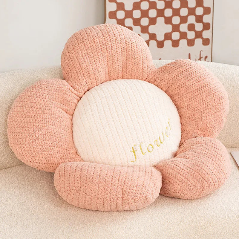 Daisy Shaped Decorative Cushion