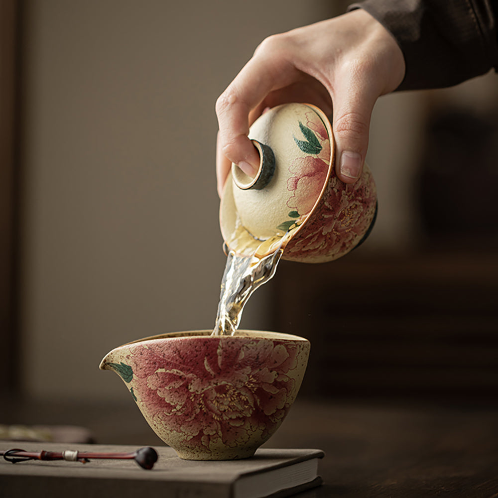 Flint Red Peony Ceramic Gaiwan with Gift Box