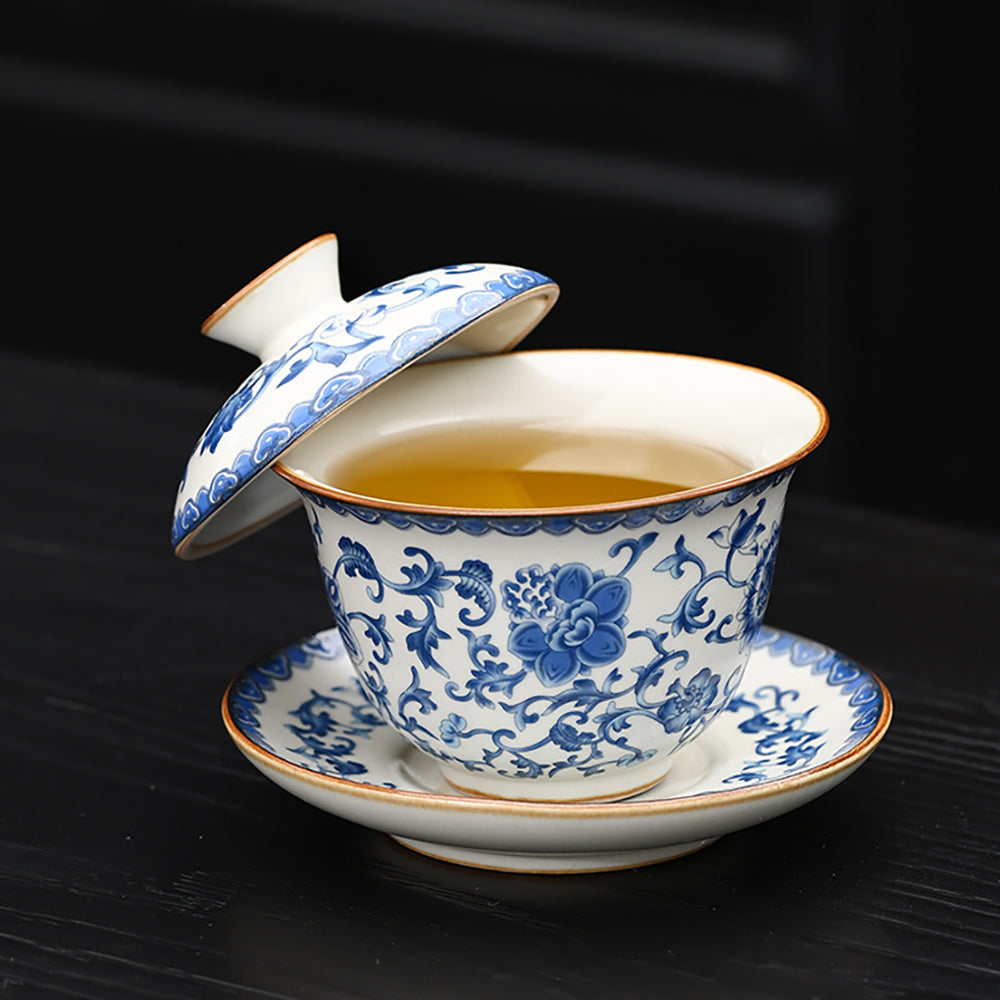 Blue and White Ruyao Porcelain Gaiwan with Twined Vine Design