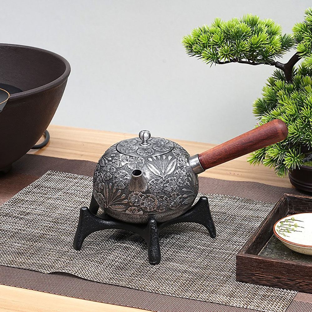 Handmade Japanese Cast Iron Teapot with Wooden Handle