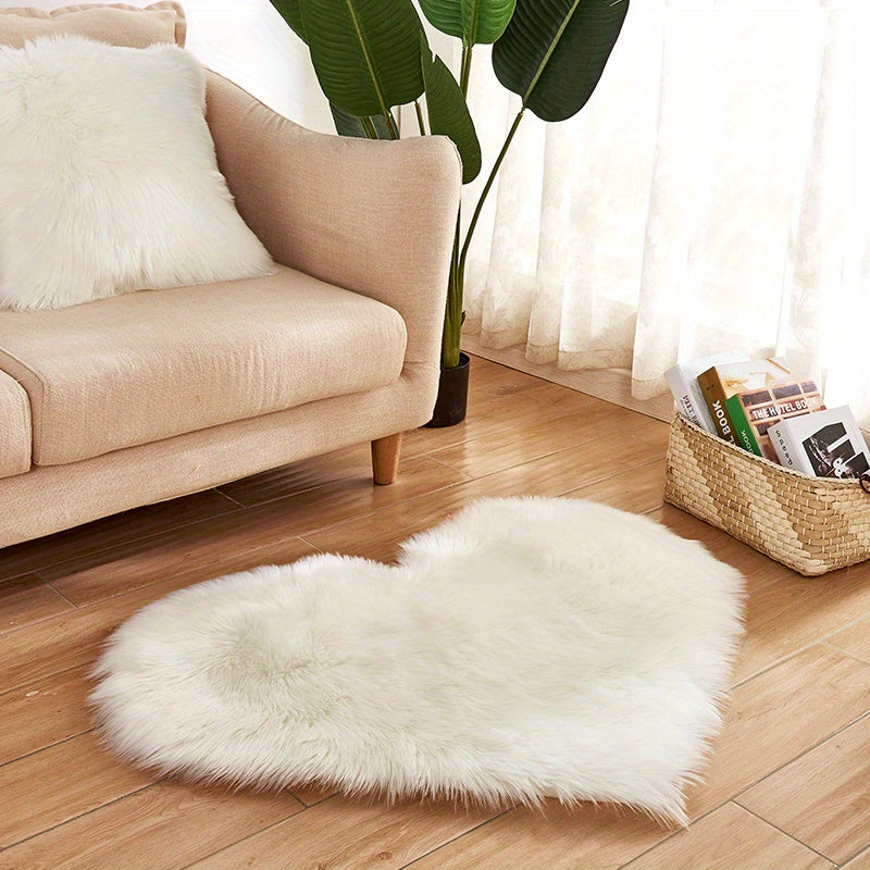 Plush Heart Shaped Area Mat for Cozy Indoor Use