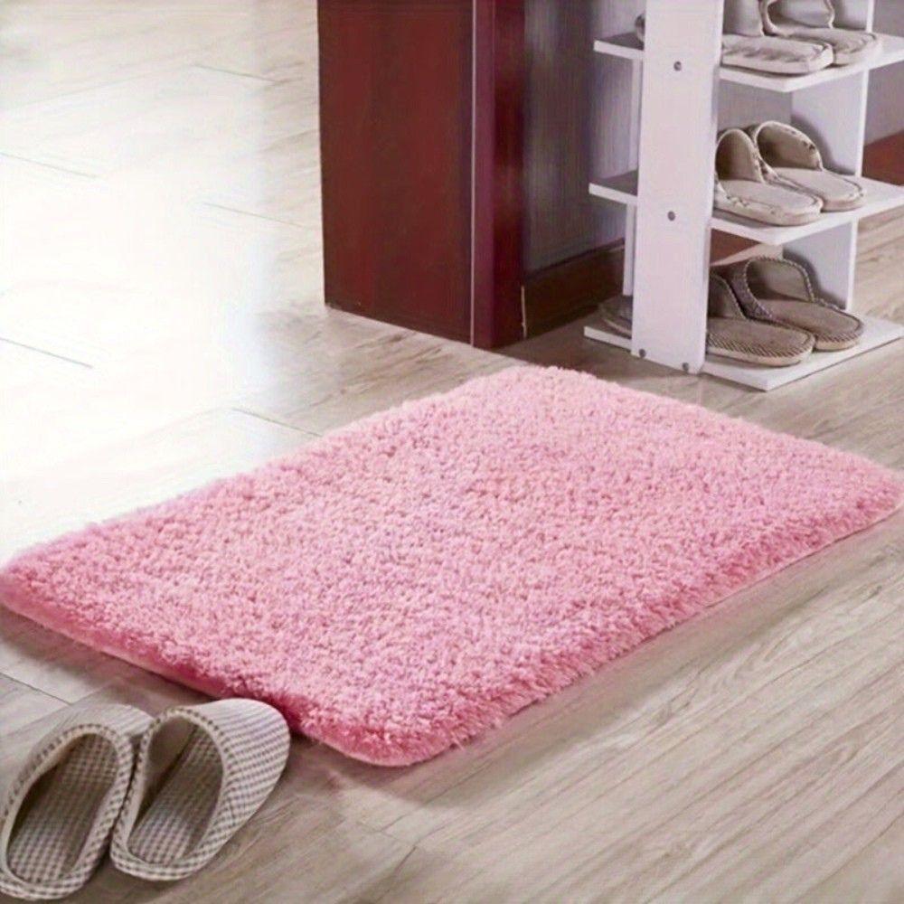 Absorbent Non-Slip Bathroom Mat for Maximum Comfort