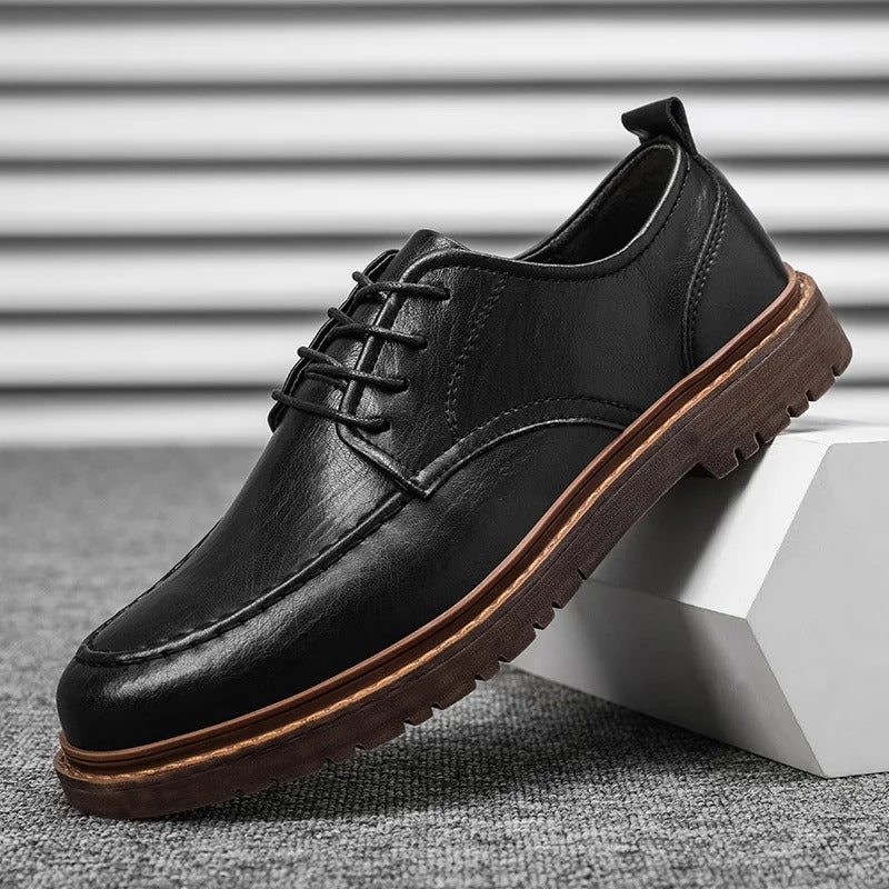 Men's Durable Leather Loafers with Rugged Sole
