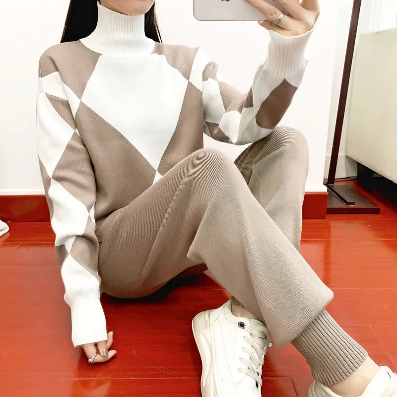 Checkered Two-Piece Comfort Set for Women