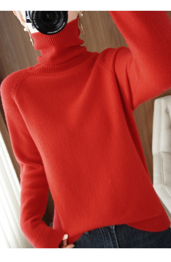 Relaxed Fit Women's Pullover Sweater for Cool Days