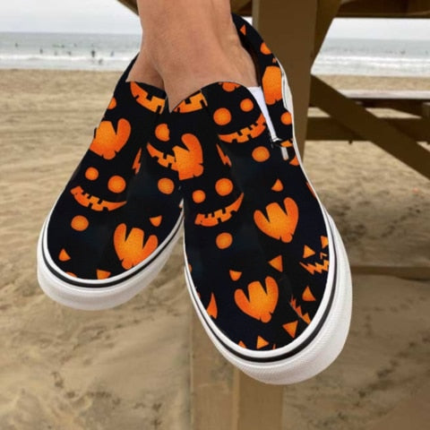 Casual Canvas Slip-On Loafers with Skull Print
