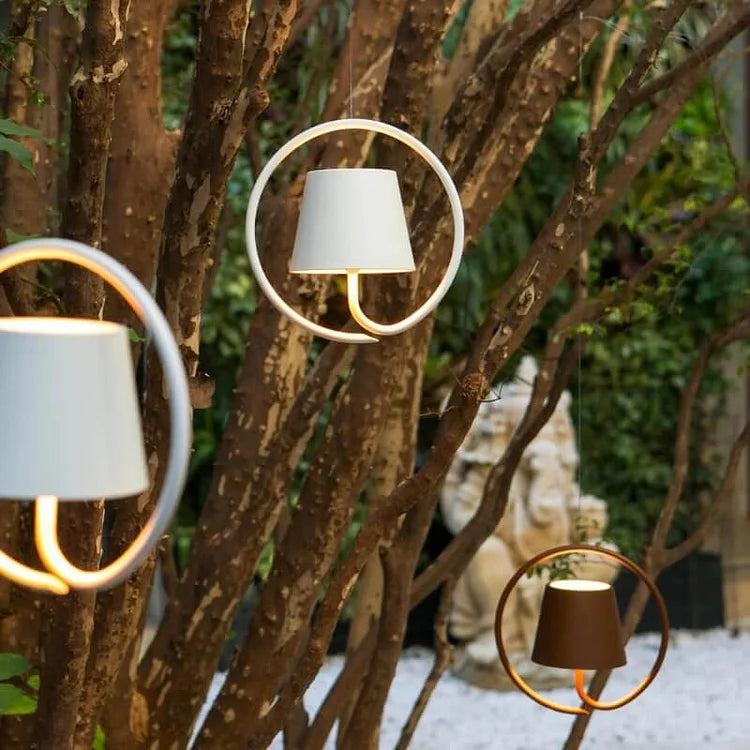 Adjustable Modern Pendant Light with Chic Design