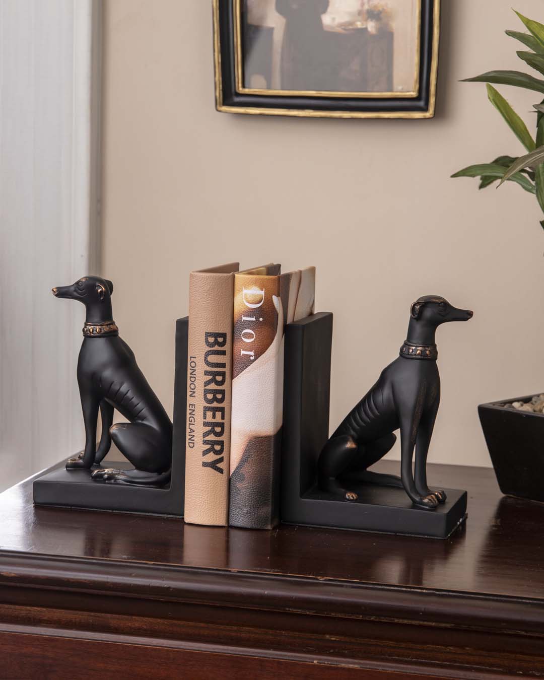 Decorative Black Resin Guard Dog Bookends