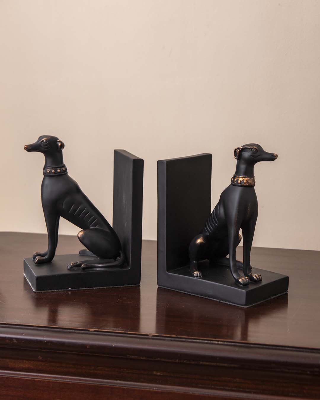 Decorative Black Resin Guard Dog Bookends