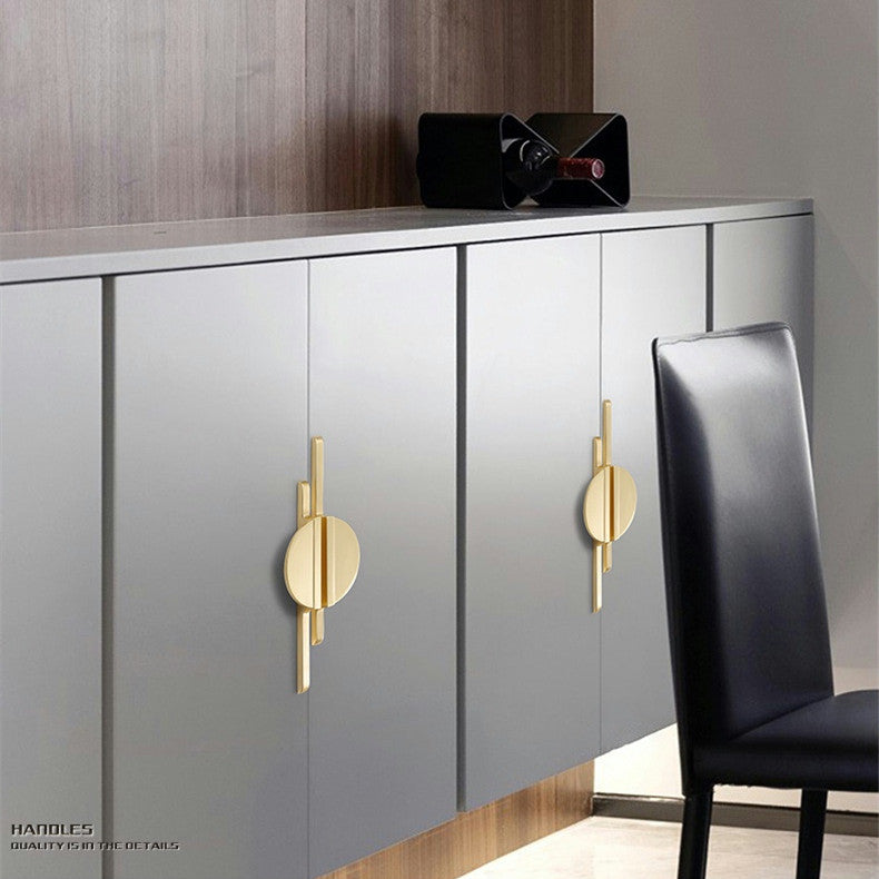 Half Moon Zinc Alloy Cabinet Handles and Pulls