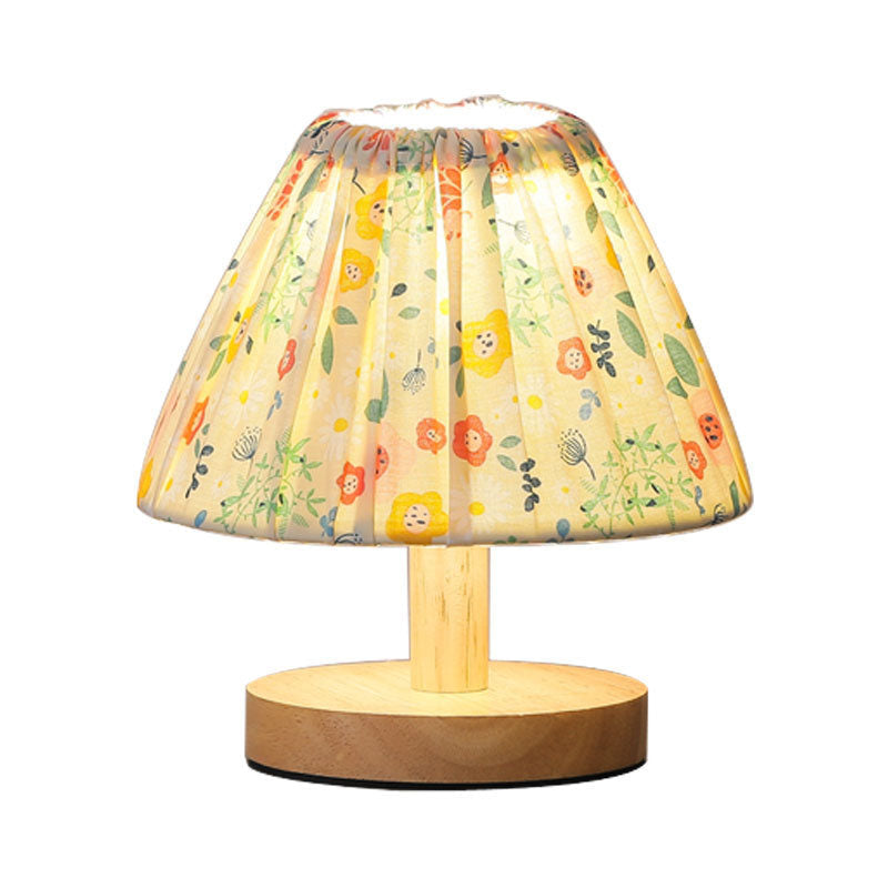 Modern Minimalist Iron Flower Table Lamp - 1-Bulb Design
