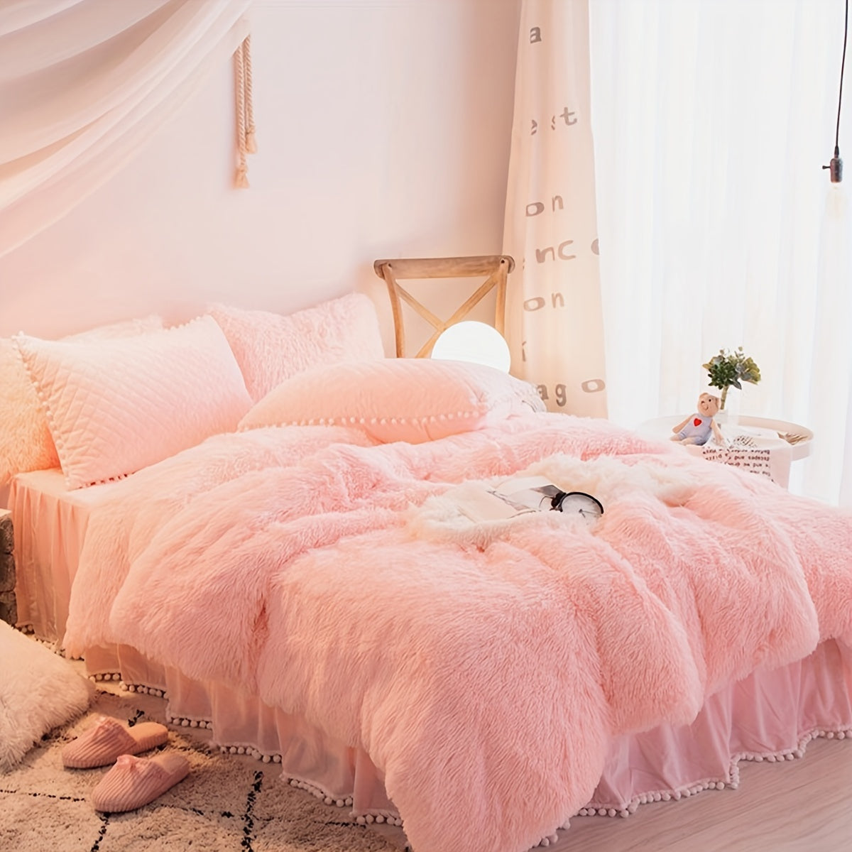 Three-Piece Velvet Bedding Set with Duvet Cover and Pillowcases