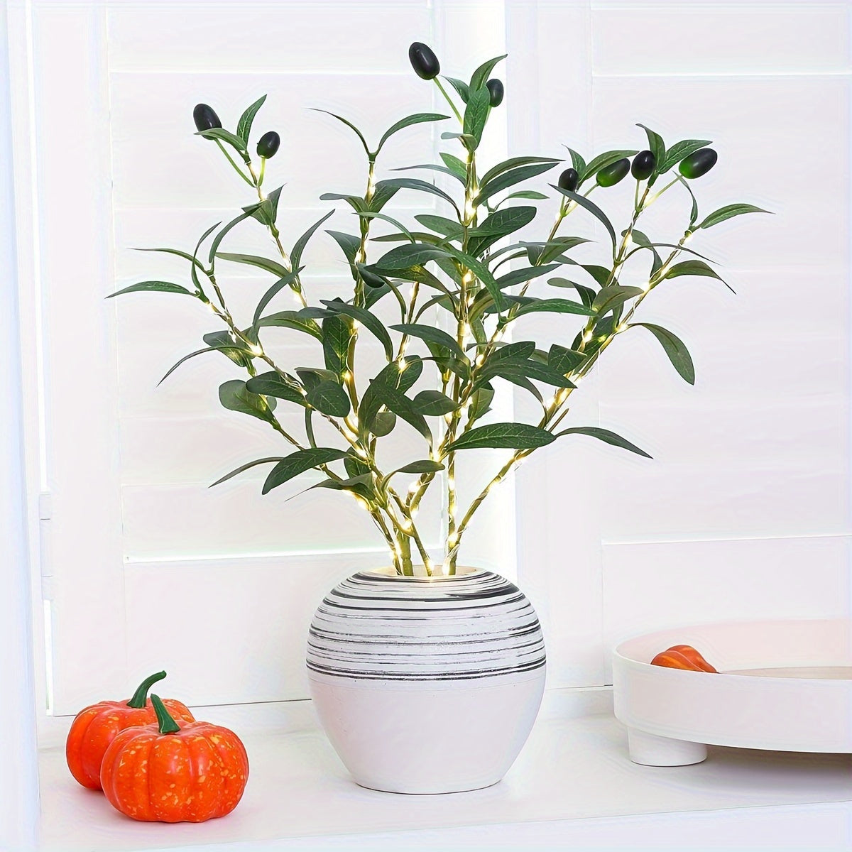 Illuminated Olive Tree LED Lamp - Battery Operated Modern Decor for Weddings and Parties