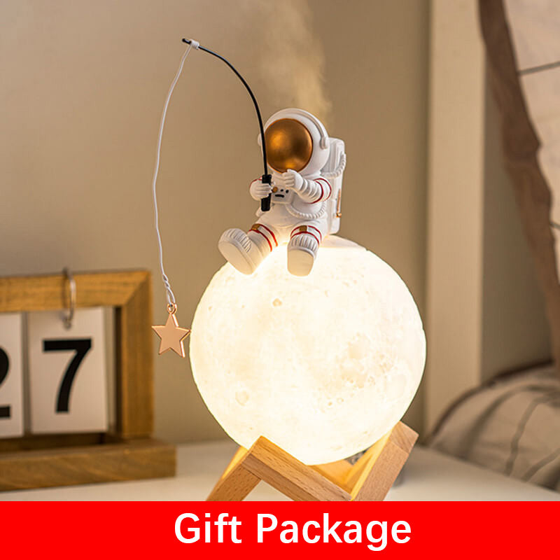Astronaut USB Humidifier with Night Light