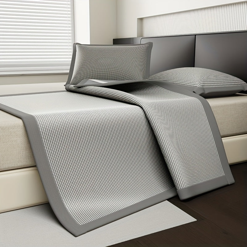 Cooling Mattress Protector with Ice Silk Fabric for Hot Sleepers
