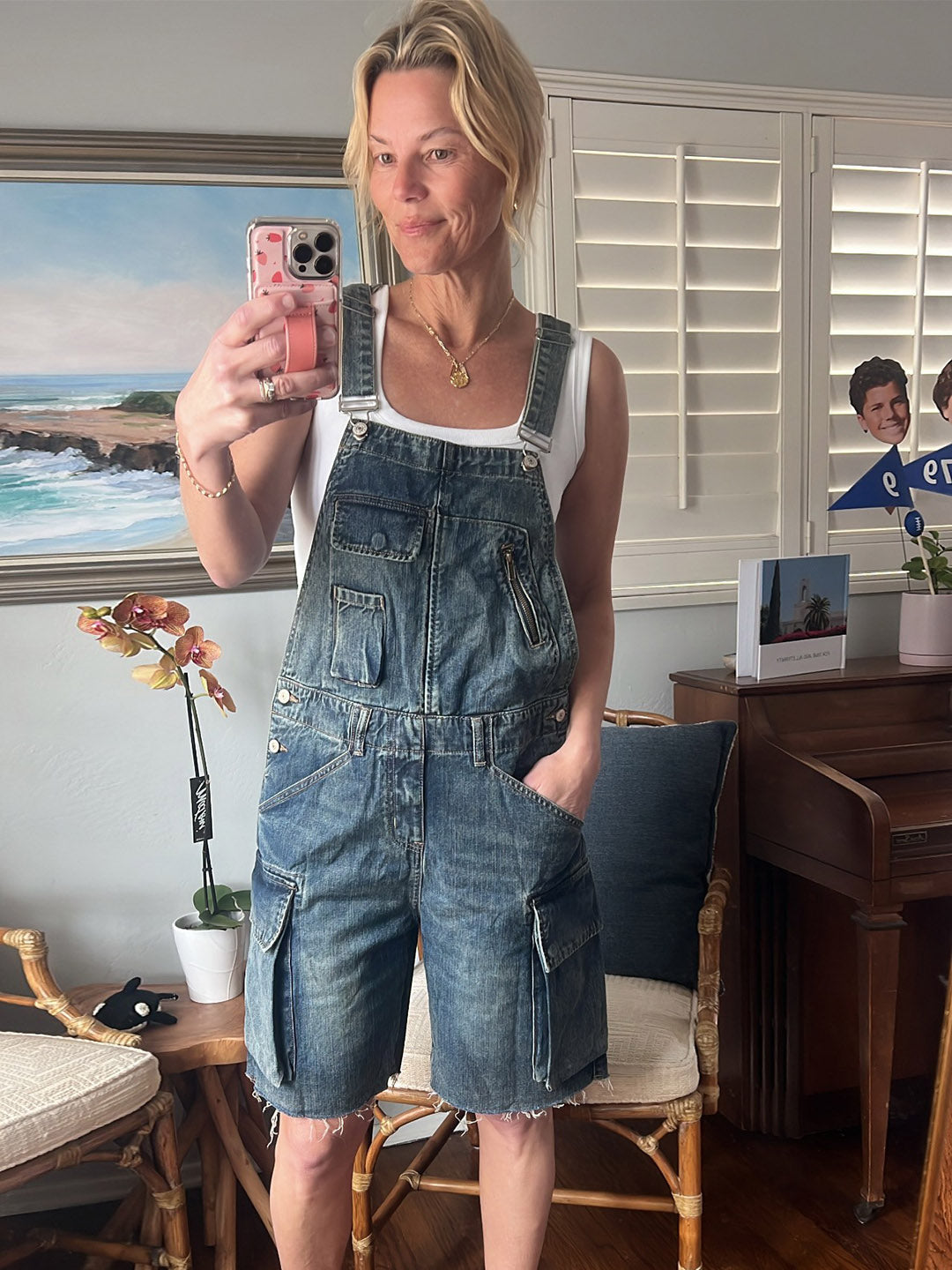 Vintage-Inspired Denim Overall Shorts with Adjustable Straps