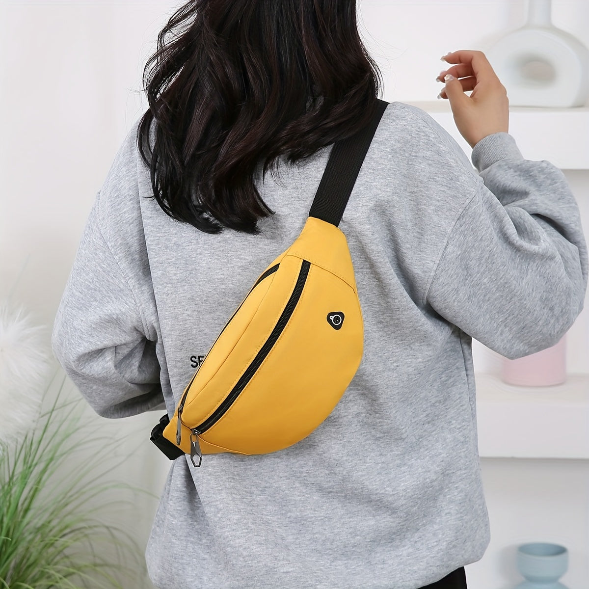 Sporty Adjustable Fanny Pack for Women with Multiple Pockets