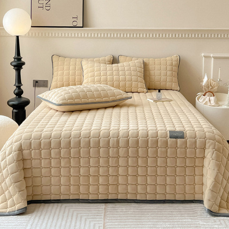 Plush Square Textured Throw Blanket – Soft Fluffy Sofa and Bed Cover