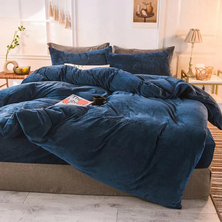 Cozy Fleece Duvet Cover with Pillowcases