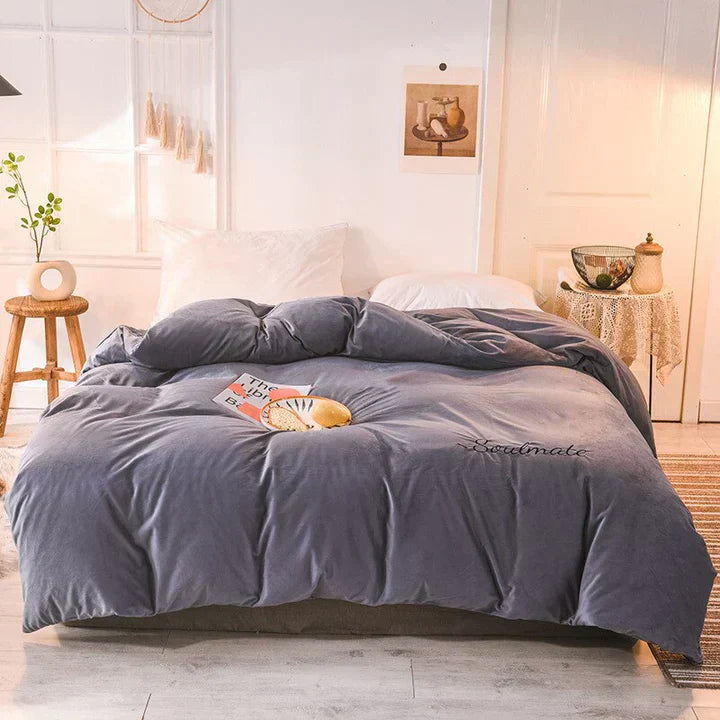 Cozy Fleece Duvet Cover with Pillowcases