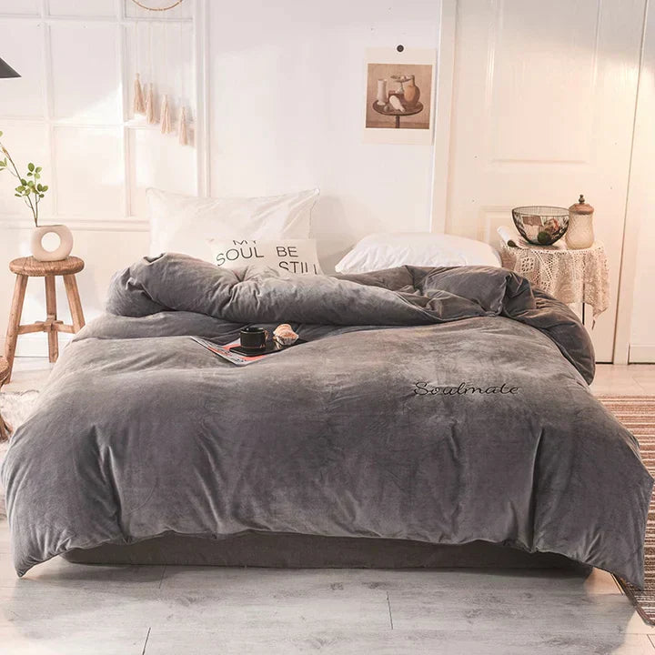 Cozy Fleece Duvet Cover with Pillowcases
