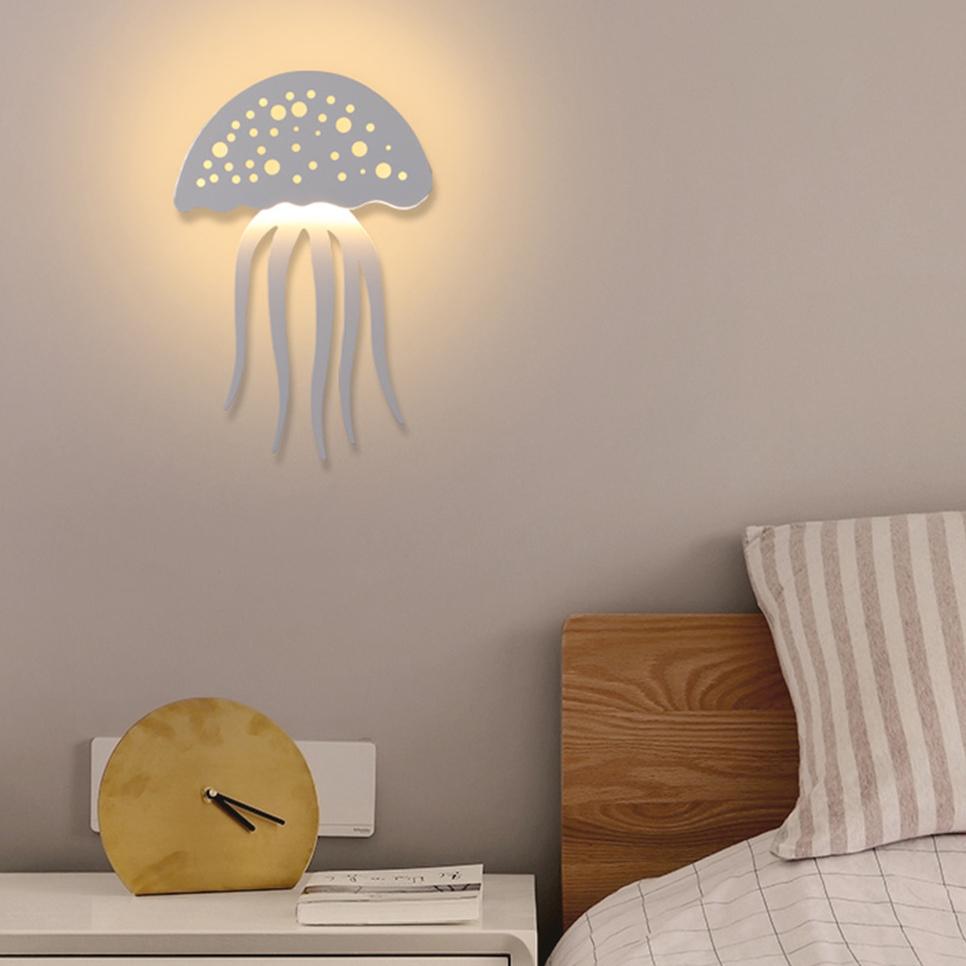 Modern LED Jellyfish Wall Light - Sculptural Design