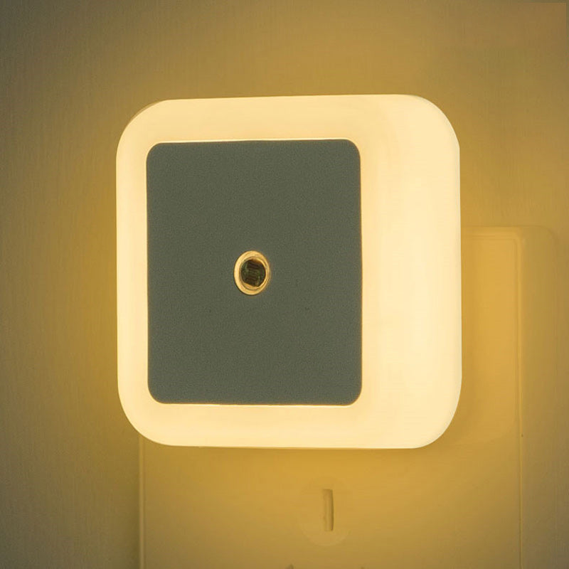 Light-Sensitive LED Night Light with Auto On/Off