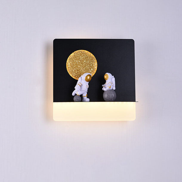 Contemporary Round Astronaut LED Wall Light in Iron and Resin