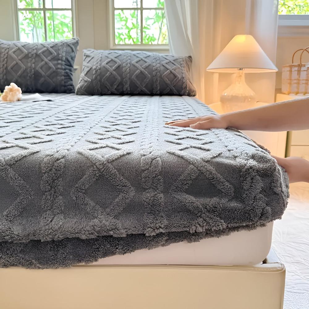 Premium Velvet Sherpa Quilted Sheet Set