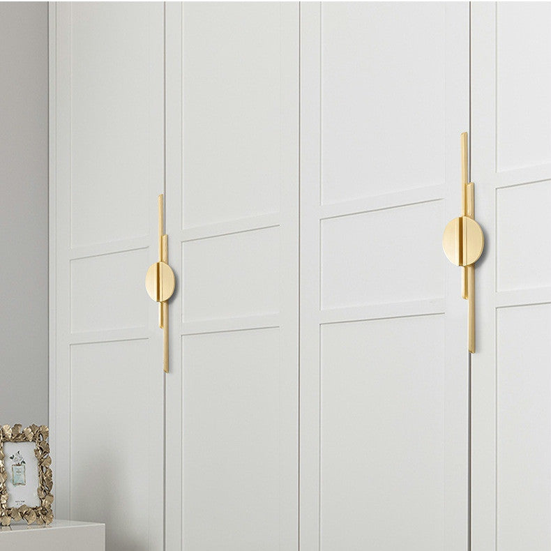 Half Moon Zinc Alloy Cabinet Handles and Pulls