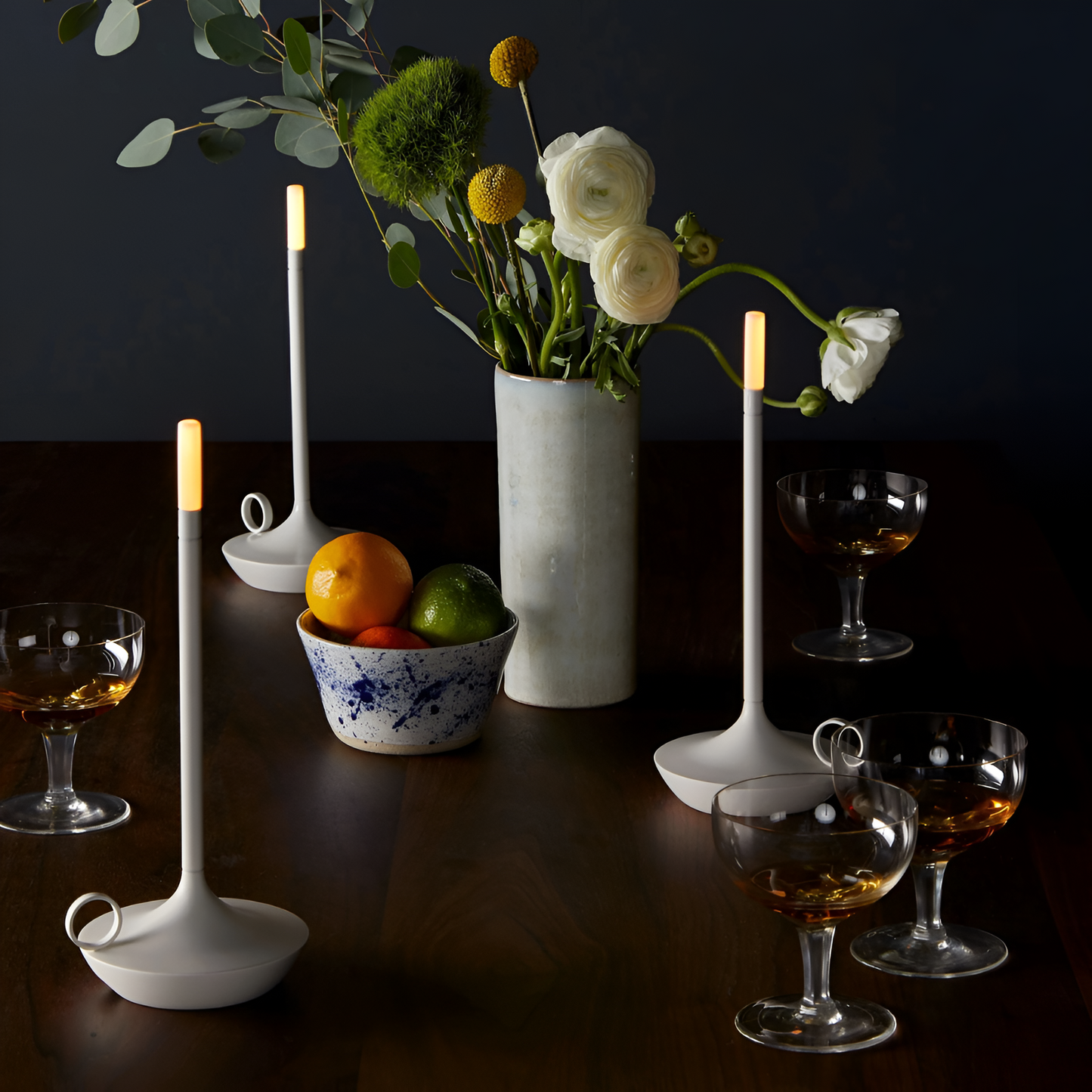 Rechargeable Minimalist Aluminum Table Lamp