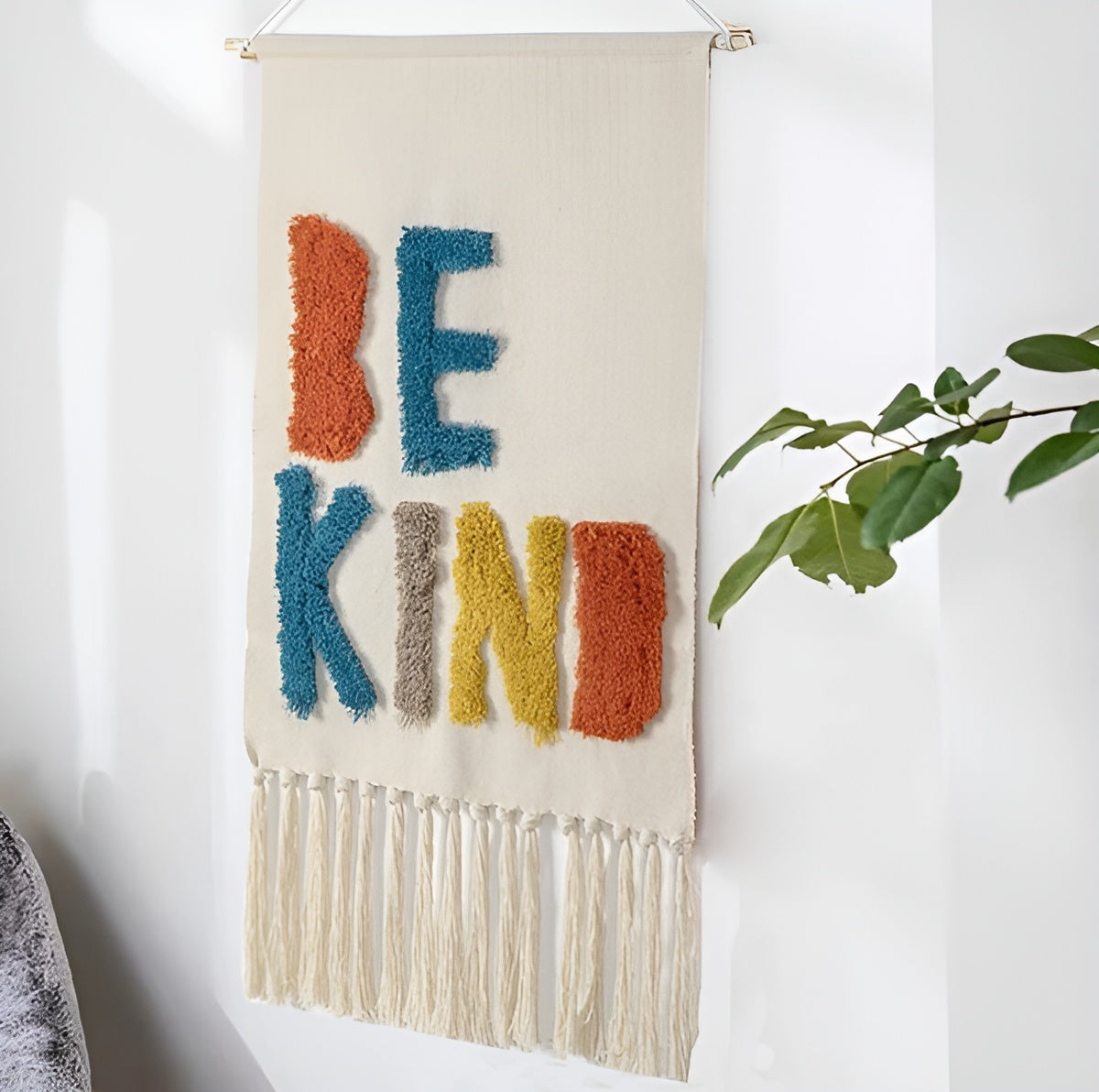 Colorful Tufted Fringe Wall Tapestry Decor