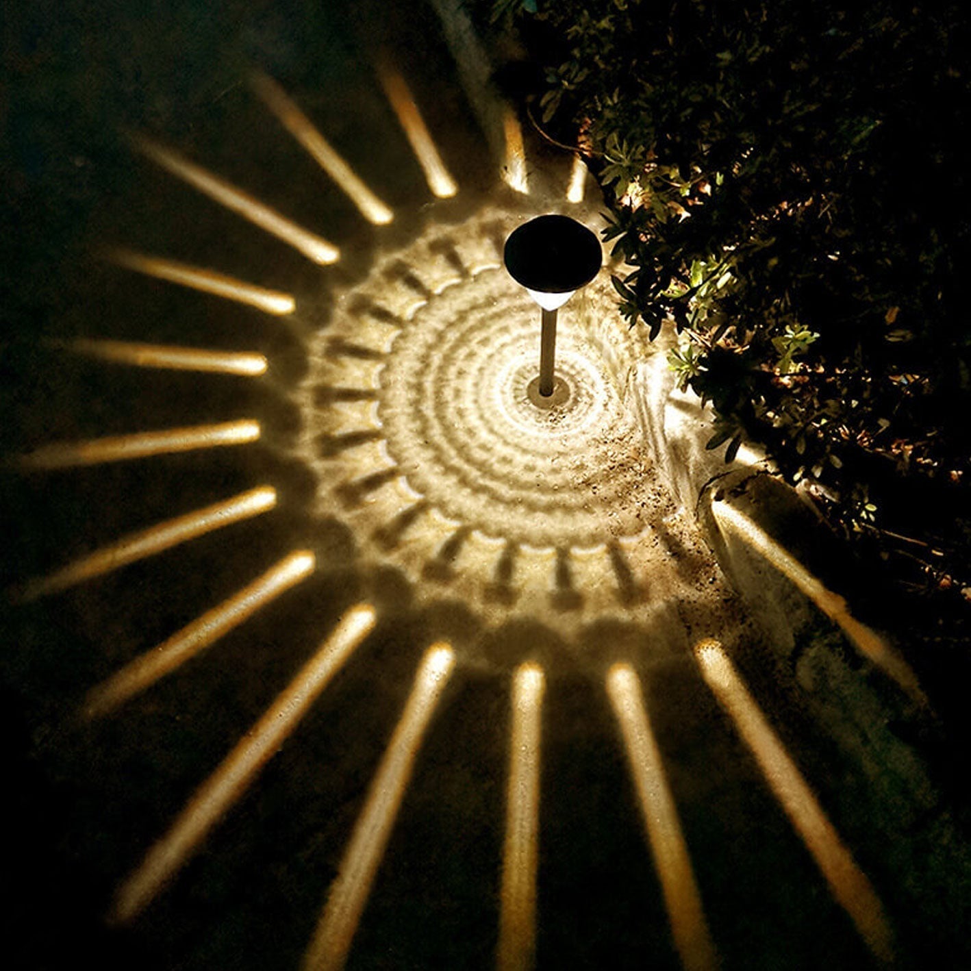 Solar Waterproof LED Outdoor Garden Light - Modern Circular Design