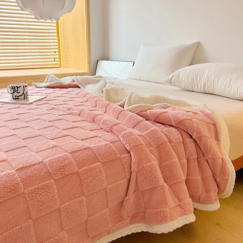 Checkerboard Plush Throw Blanket