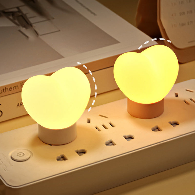 Heart Shaped LED Night Light with Magnetic Battery or USB Connection