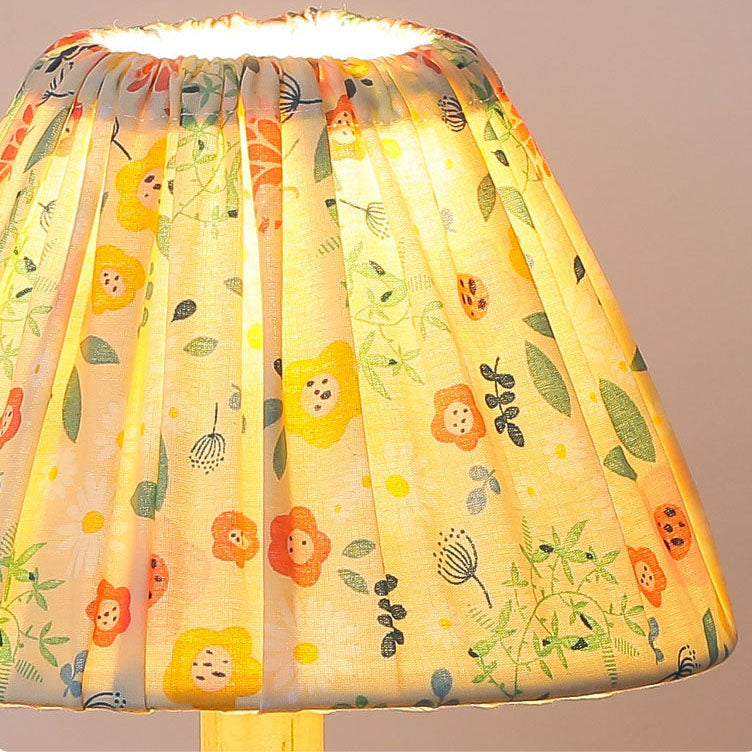 Modern Minimalist Iron Flower Table Lamp - 1-Bulb Design